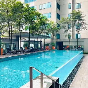 Summer Klcc By Impexia Kuala Lumpur