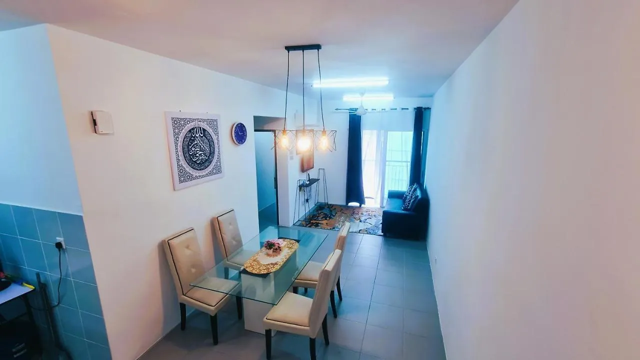 No Tourist Comfortable 3 Room For 6Pax Kepong Kl 1 Free Car Park 쿠알라룸푸르 0*,  말레이시아