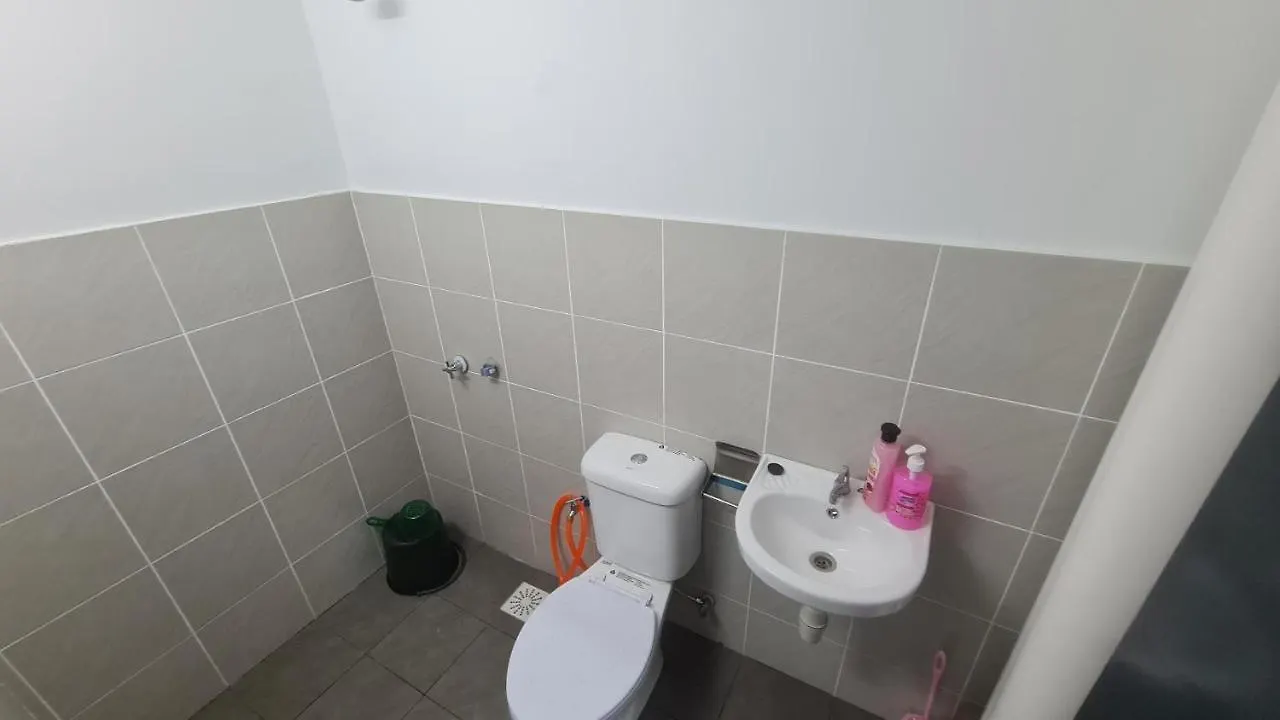 No Tourist Comfortable 3 Room For 6Pax Kepong Kl 1 Free Car Park Kuala Lumpur Apartment